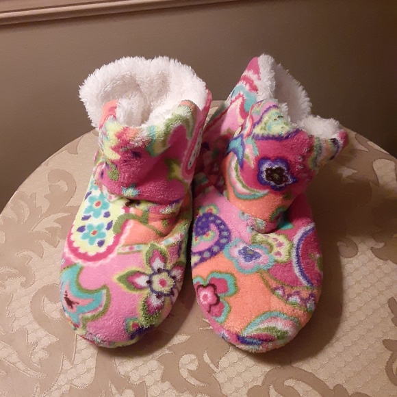 Vera Bradley Plush Multi-Color Floral Slipper Booties - Picture 1 of 5